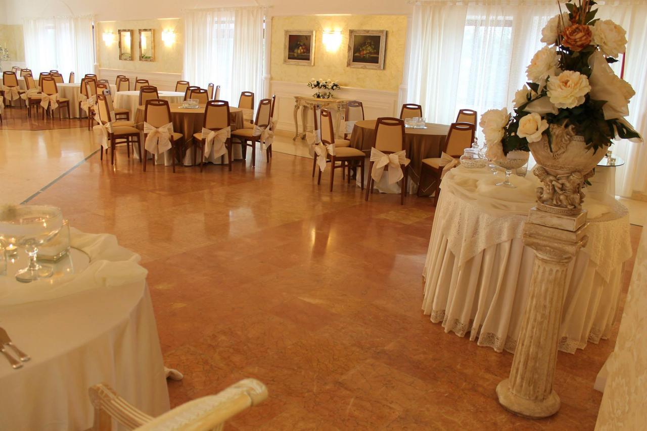 Hotel Agri Resort "Agora" Castelluccio dei Sauri Екстер'єр фото