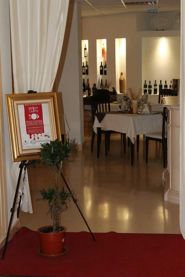 Hotel Agri Resort "Agora" Castelluccio dei Sauri Екстер'єр фото